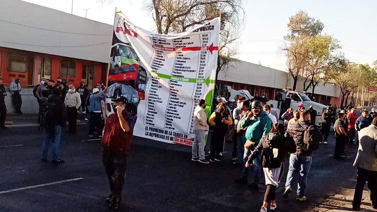Transportistas desquician la CDMX; Semovi adelanta que no habrá aumento a tarifa de transporte