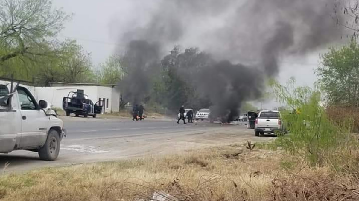 Reportan bloqueos en la carretera Reynosa-Nuevo Laredo