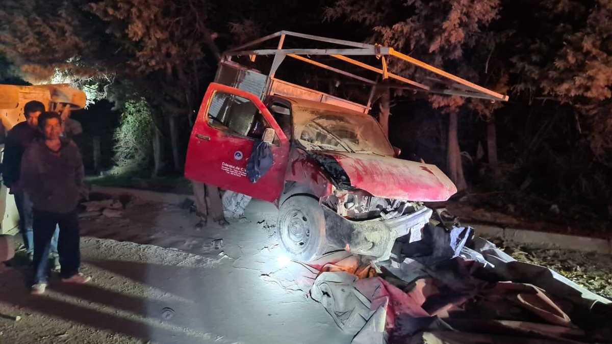 Carambola sobre la autopista México-Cuernavaca deja dos muertos - camioneta-chocada-en-accidente-vial-sobre-la-mx-cuernavaca