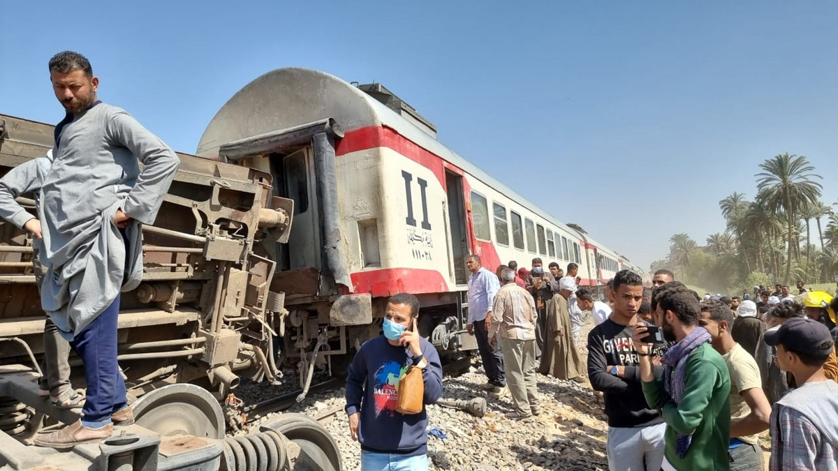 Choque de trenes en Egipto deja más de 30 muertos y 60 heridos