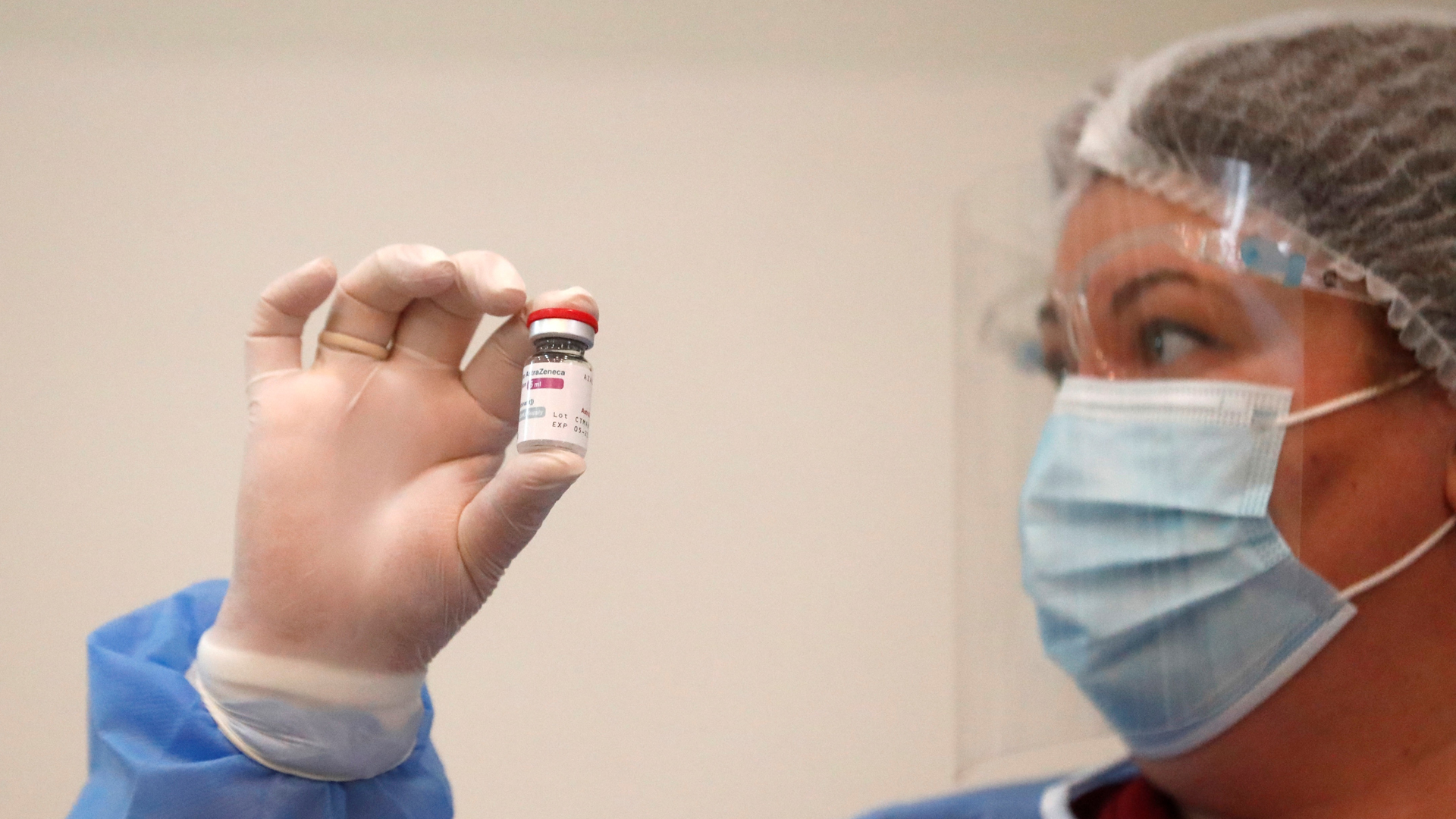 Dr. Francisco Moreno pide no temer a vacuna de AstraZeneca; “el beneficio es mayor que el riesgo”, asegura