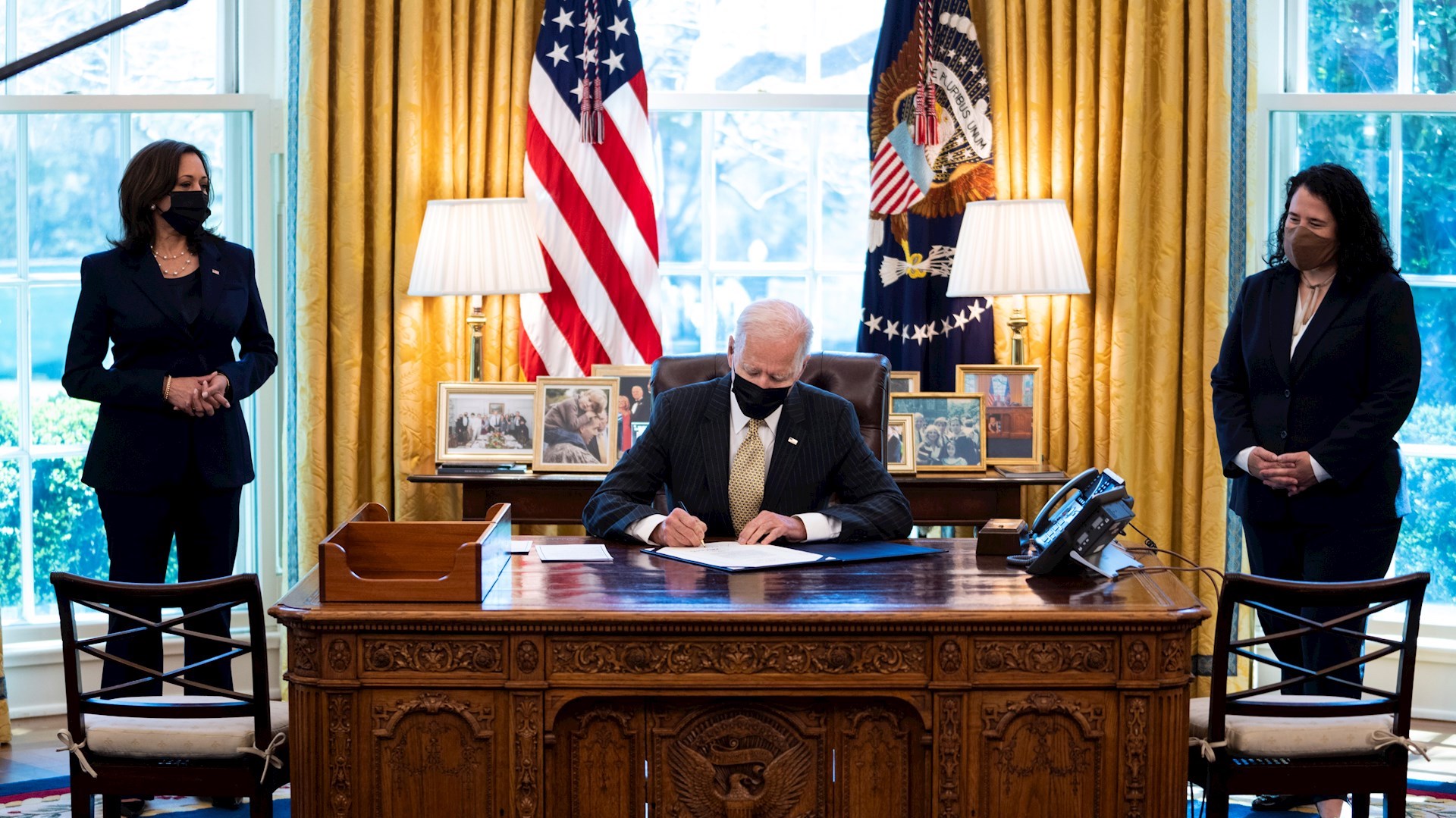 Extiende Biden programa de ayuda para pequeñas empresas durante la pandemia