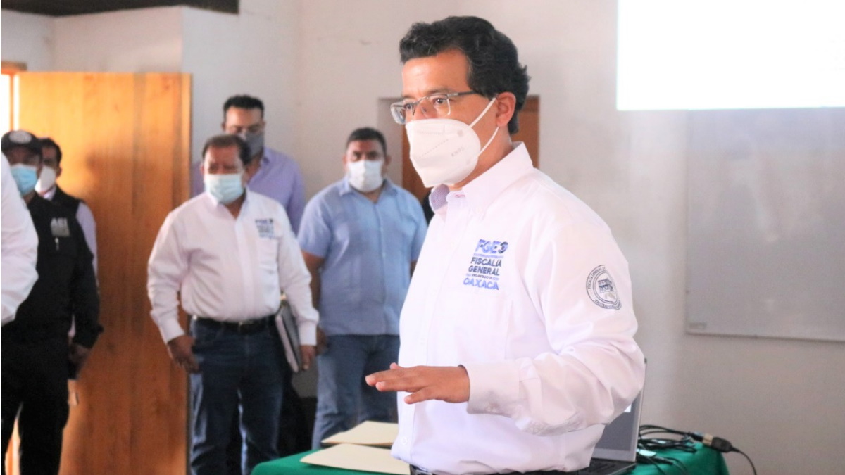 Renuncia Rubén Vasconcelos como fiscal General de Oaxaca