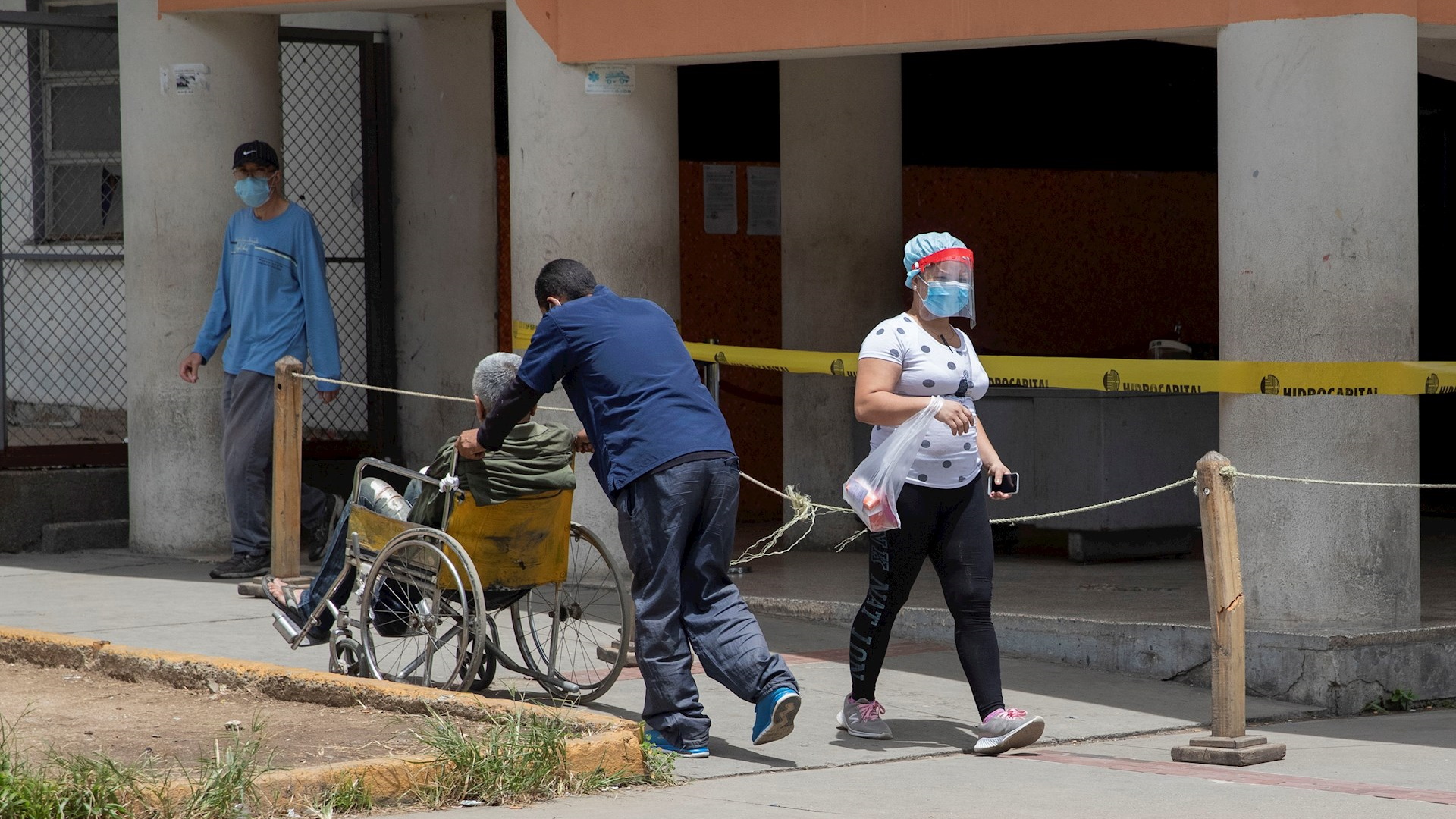 Oposición en Venezuela denuncia que hospitales están ante “colapso inminente” por COVID-19