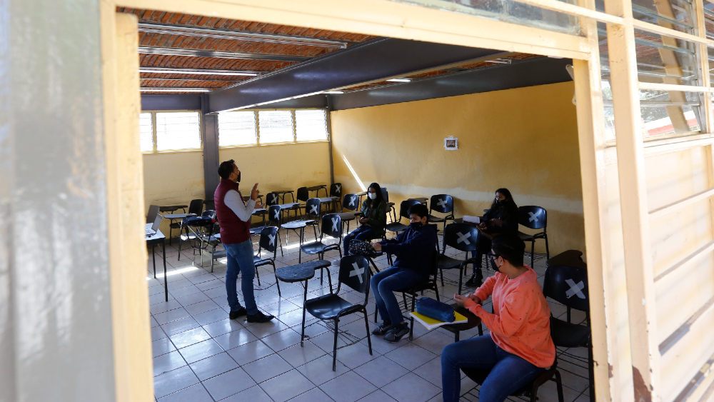 “No hay comportamientos normales en niños”: AMLO insiste en clases presenciales