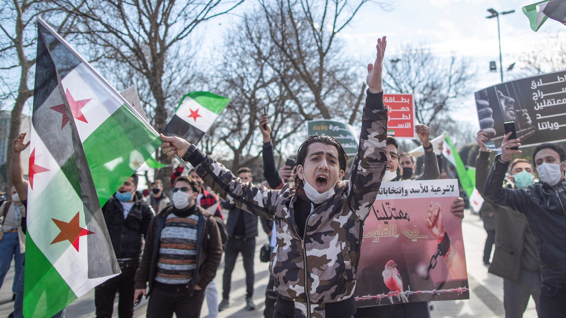 Siria cumple una década de conflicto con 400 mil muertos y un frente abierto