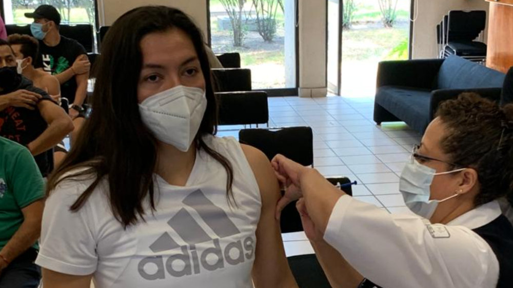 Inicia vacunación de atletas mexicanos que participarán en los Juegos Olímpicos de Tokio