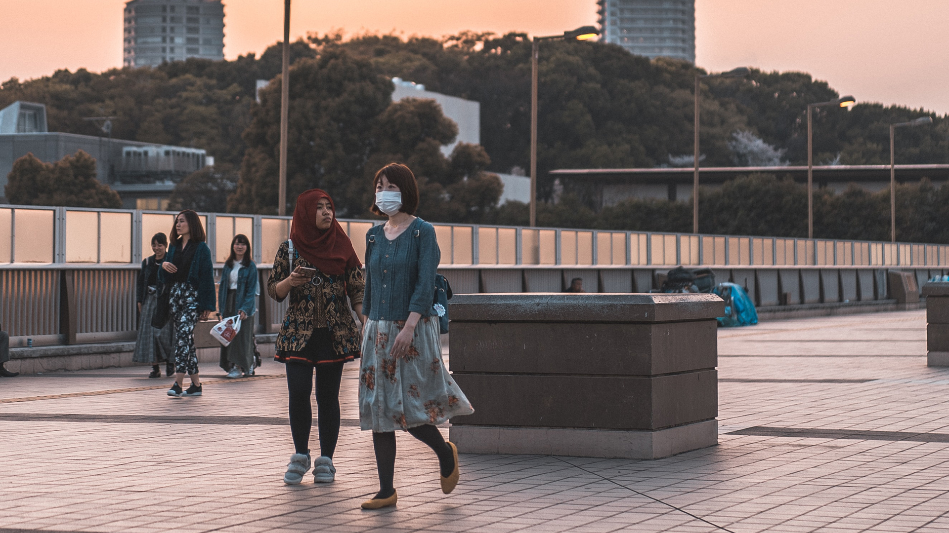 Japón nombra un ‘ministro de la Soledad’ ante aumento de suicidios