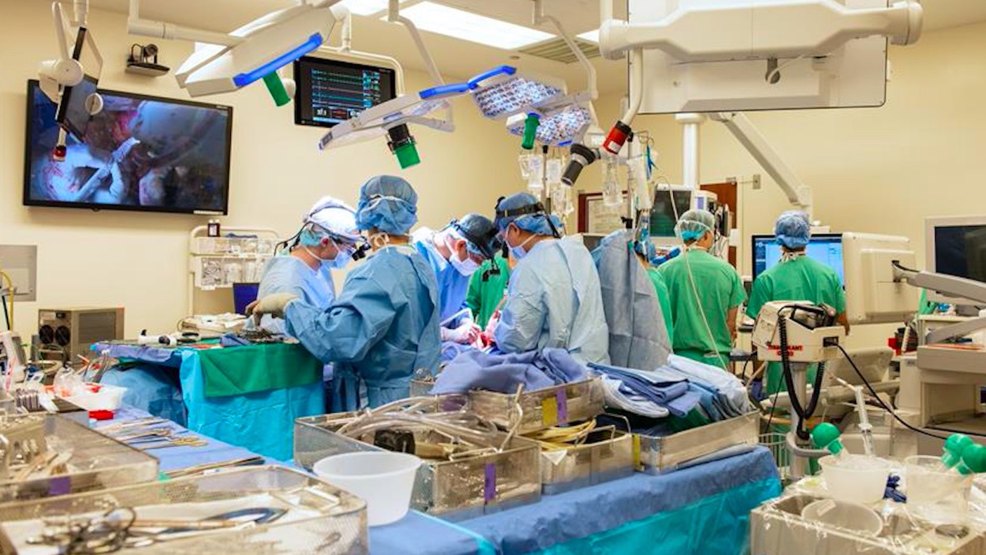 Realizan en Chicago un trasplante doble de pulmón “COVID-COVID”