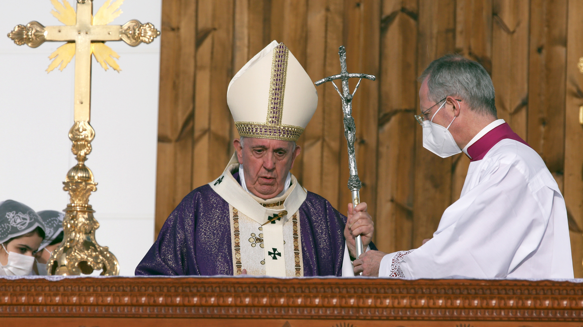“¡Que las mujeres sean respetadas y defendidas!”, clama papa Francisco desde Irak