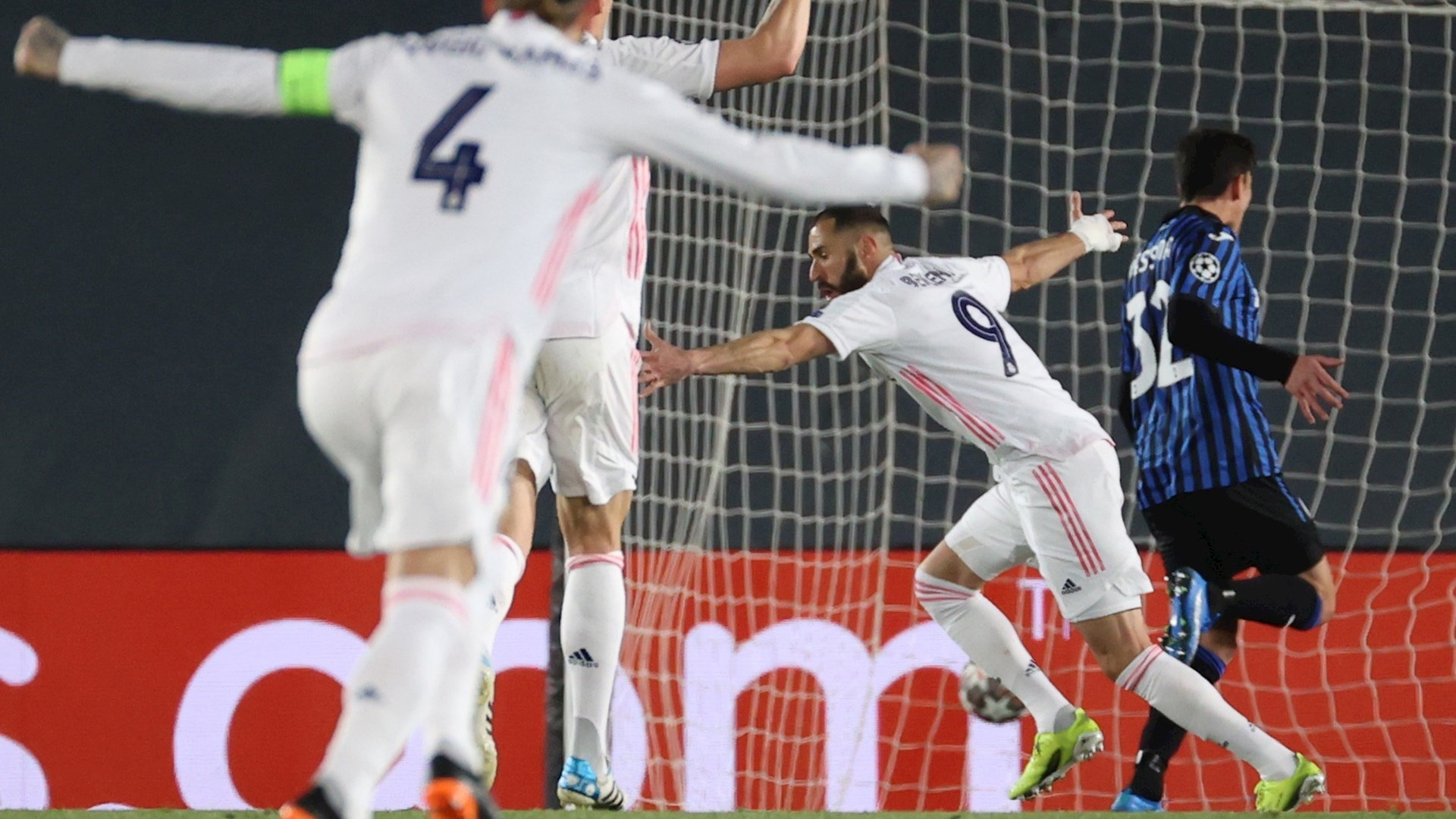 Real Madrid Pasa De Los Octavos De Final De La Champions Tres Años Después