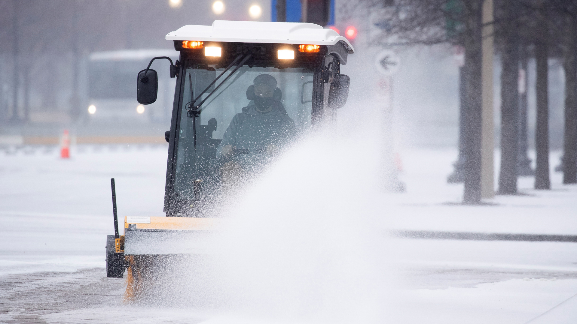 Más de 30 millones de afectados por intensa nevada en Estados Unidos