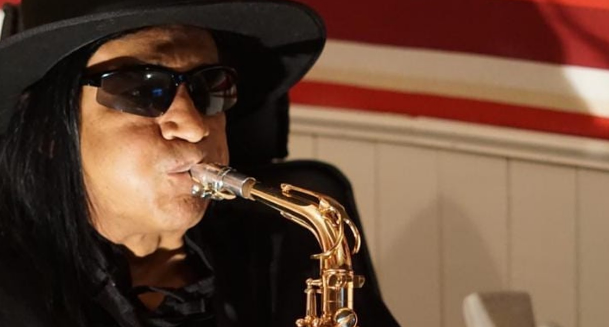 Hospitalizan a ‘Sax’, miembro de La Maldita Vecindad, por COVID-19 Hospitalizan a ‘Sax’, miembro de La Maldita Vecindad, por COVID-19