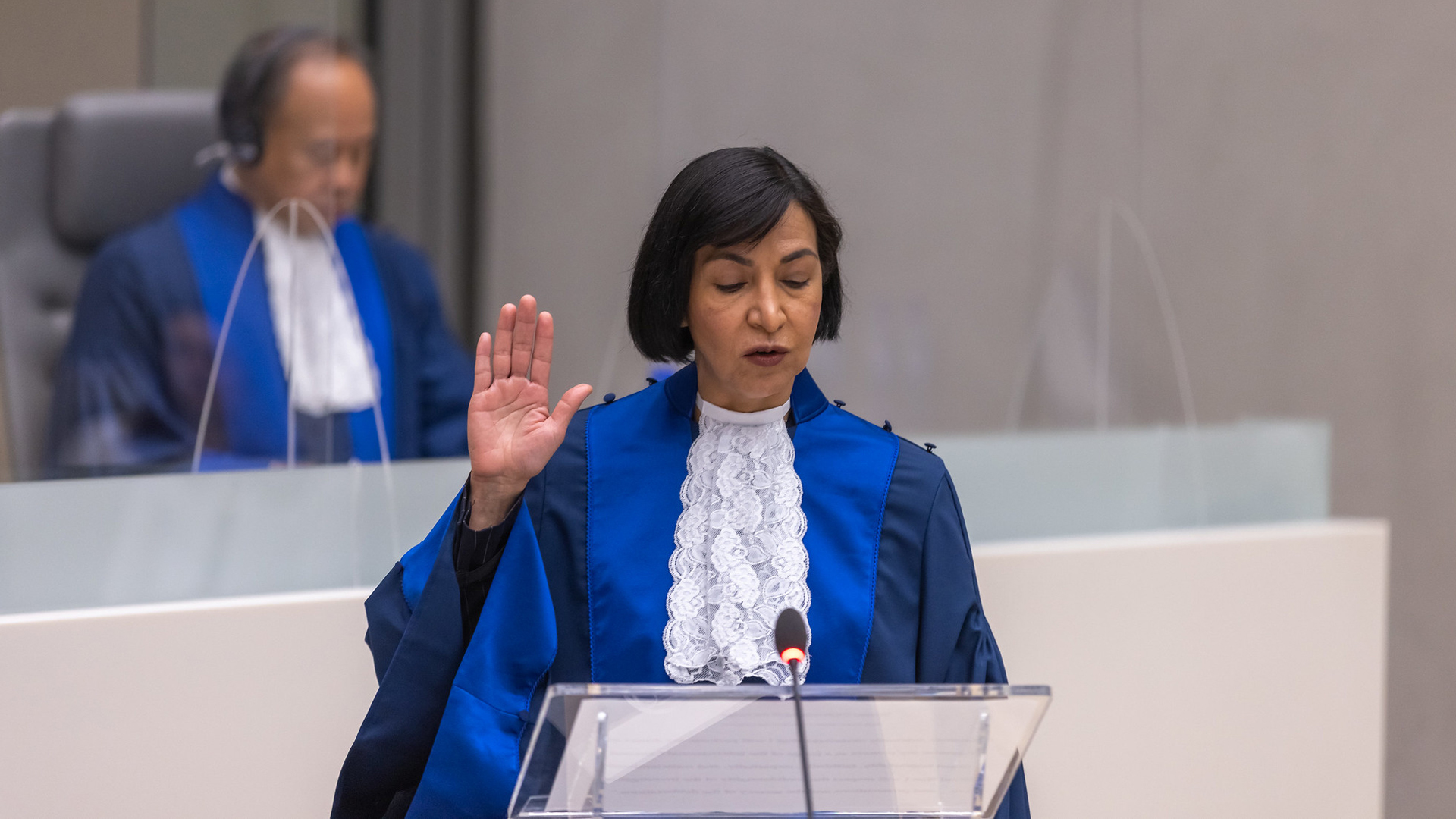 Embajadora Socorro Flores realiza juramento como magistrada de Corte Penal Internacional