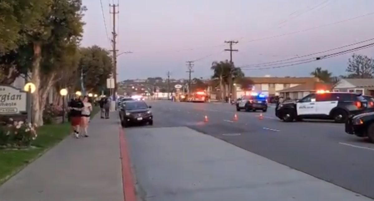 Tiroteo en Orange, California, deja al menos cuatro muertos, entre ellos un menor Tiroteo en Orange, California, deja al menos cuatro muertos, entre ellos un menor
