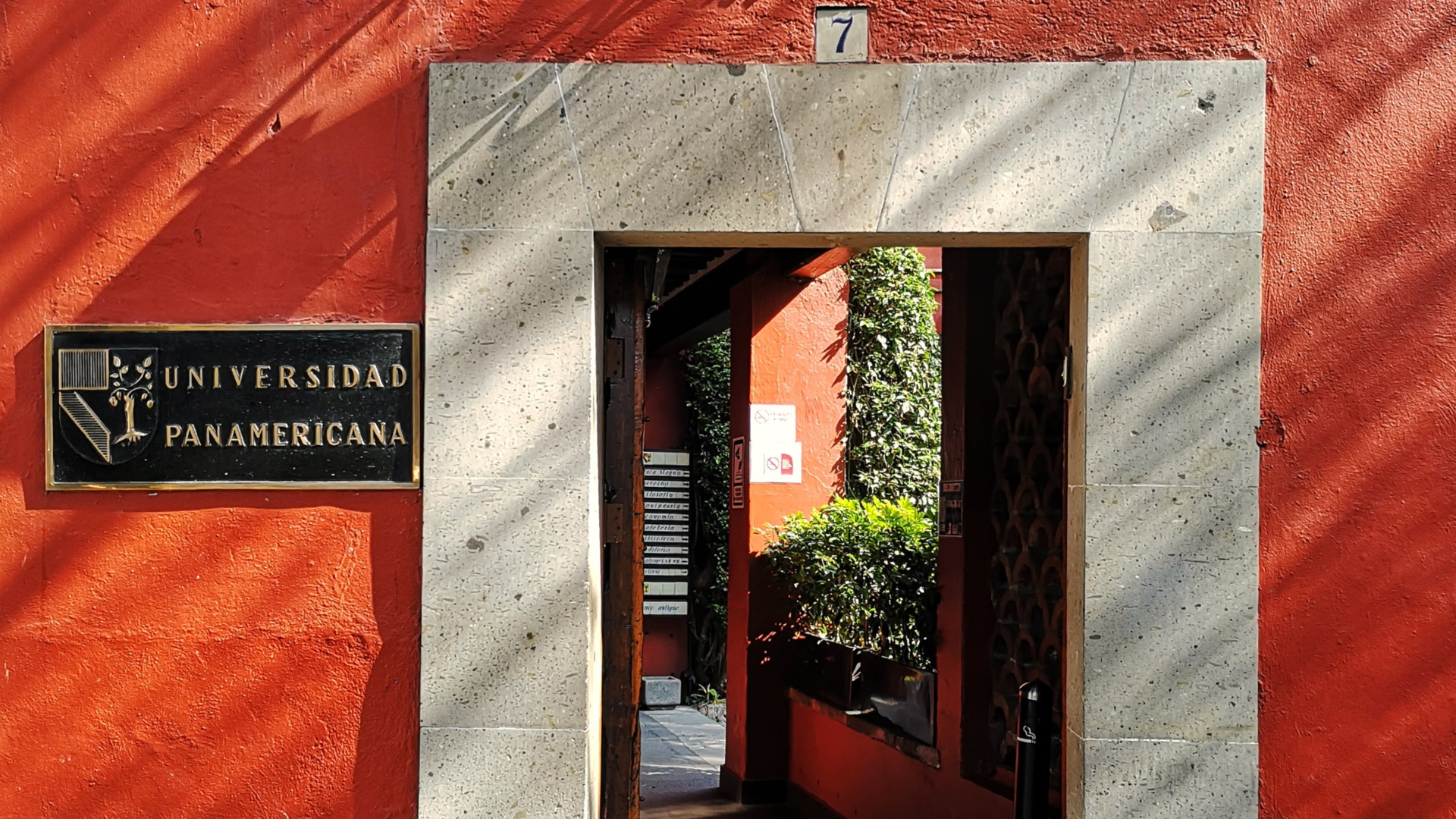 Mujeres de la Universidad Panamericana no deberán justificar ausencia el 9 de marzo