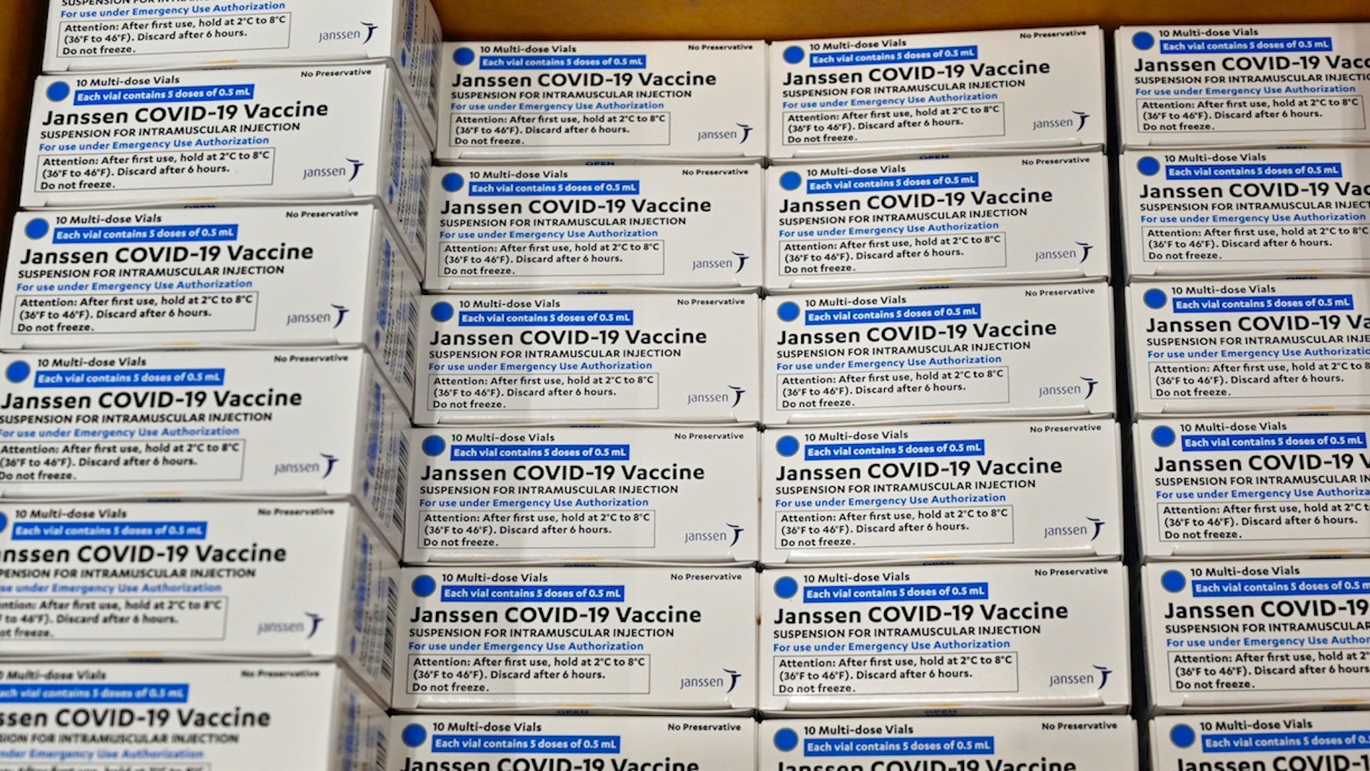 Janssen planea ensayos de su vacuna contra el COVID-19 en menores y embarazadas