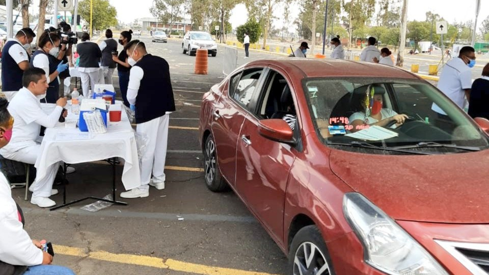 CDMX no contempla vacunación contra COVID-19 en automóvil