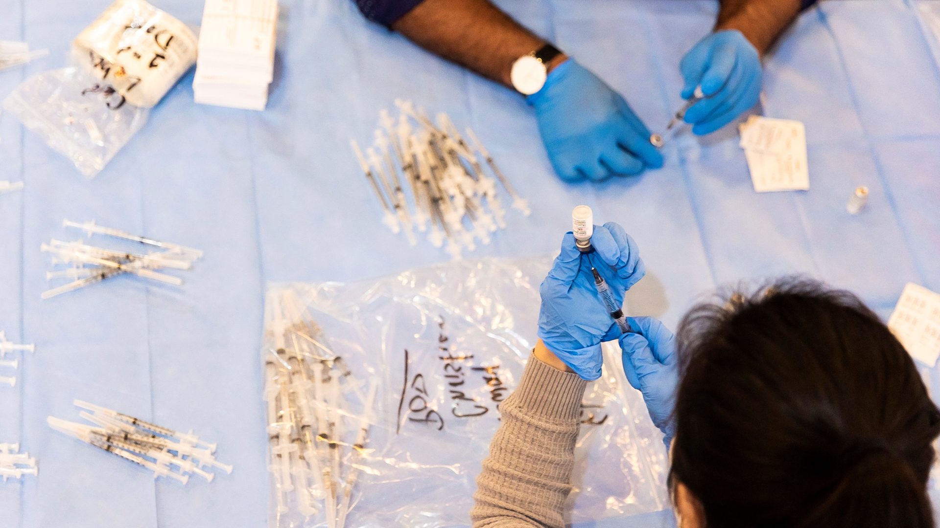 A la caza de una vacuna de COVID-19 en “Los Juegos del Hambre” de Nueva York