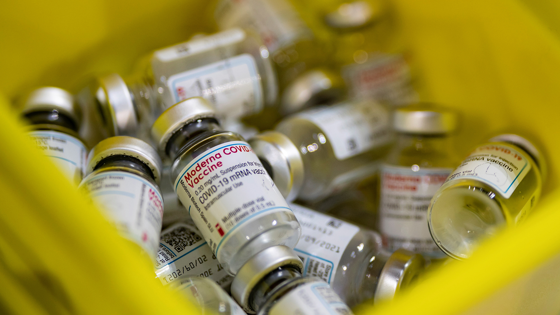 Primera dosis de vacunas de Pfizer y Moderna es 80 % efectiva contra COVID-19; efectividad sube a 90 % con segunda dosis Primera dosis de vacunas de Pfizer y Moderna es 80 % efectiva contra COVID-19; efectividad sube a 90 % con segunda dosis