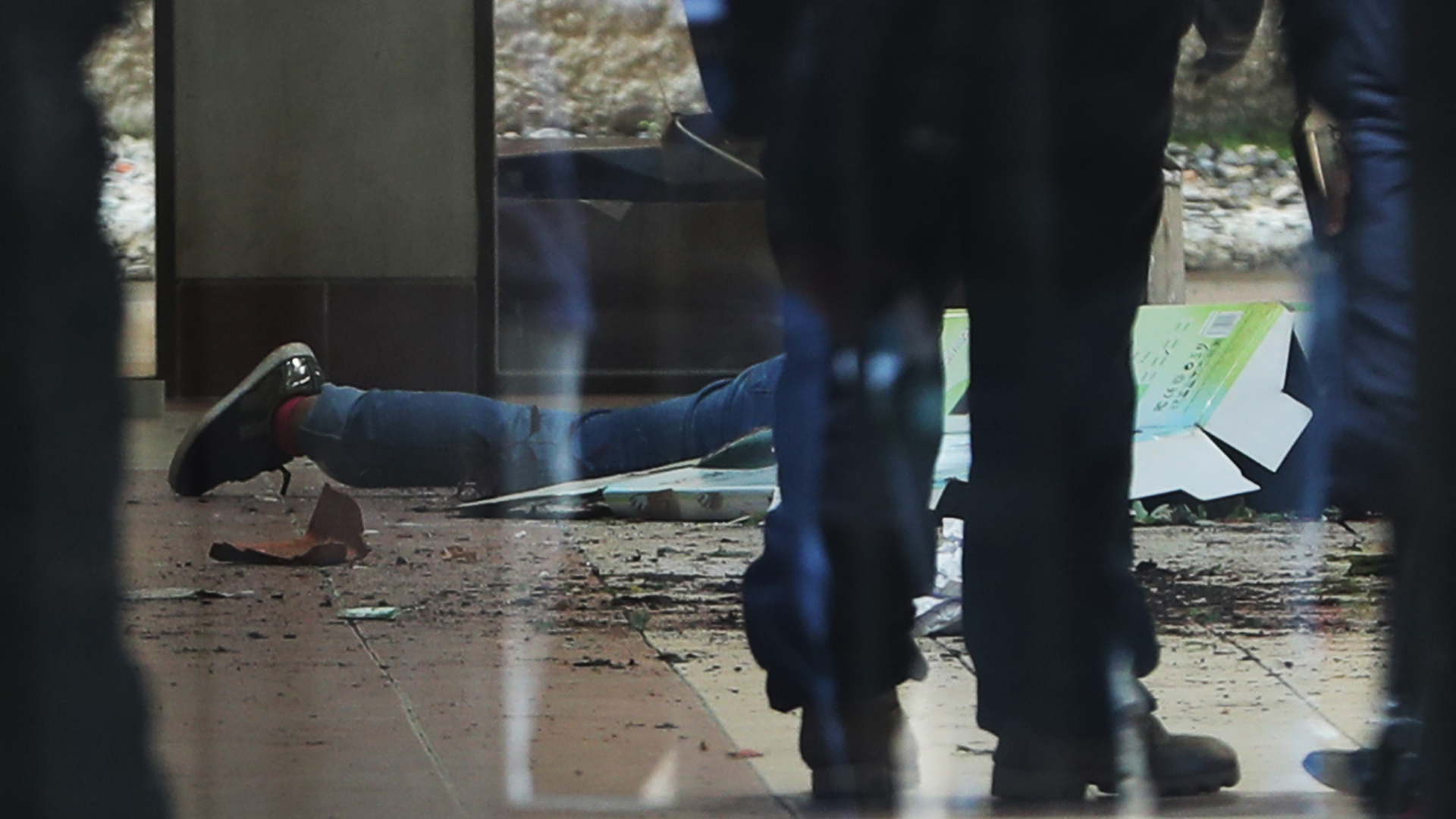 Detienen a tres personas por la muerte de seis estudiantes en universidad de Bolivia