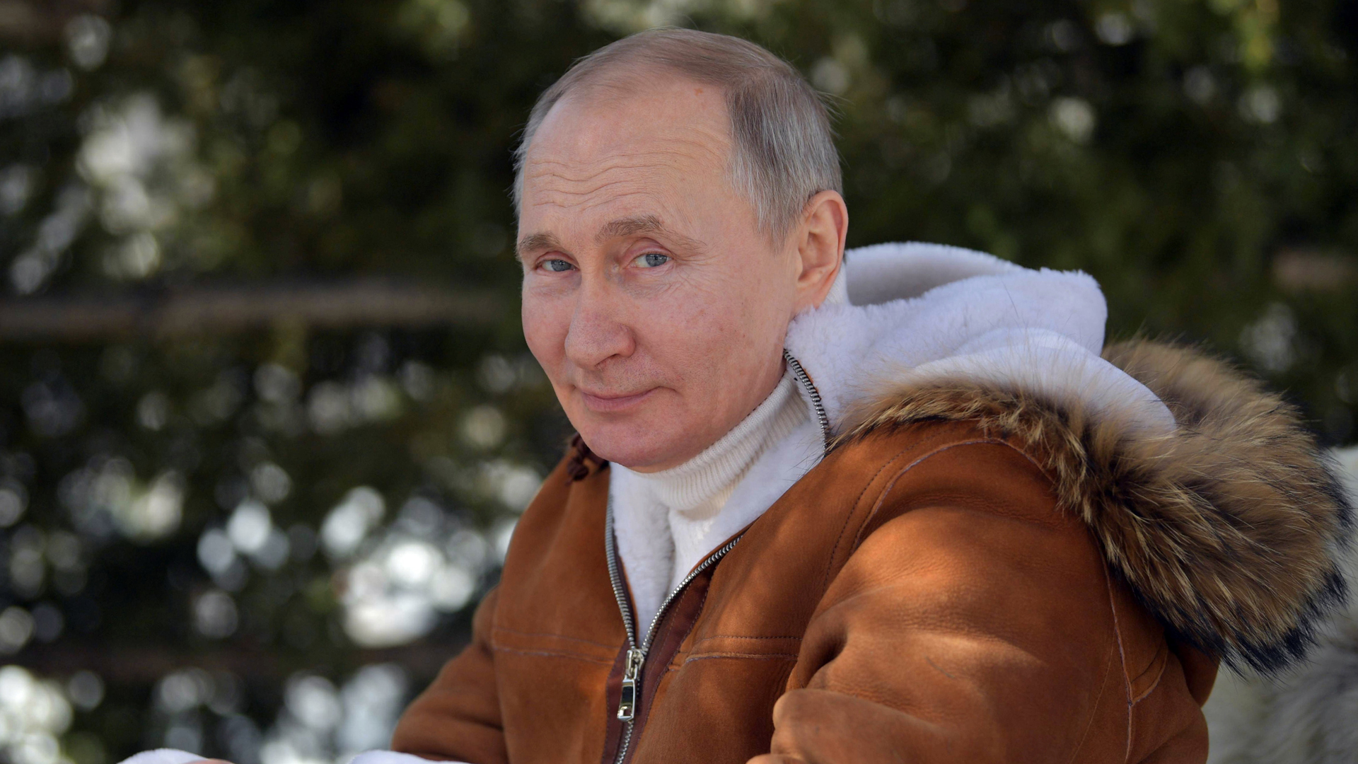 Putin recibe primera dosis de la vacuna Sputnik V contra COVID-19 Putin recibe primera dosis de la vacuna Sputnik V contra COVID-19