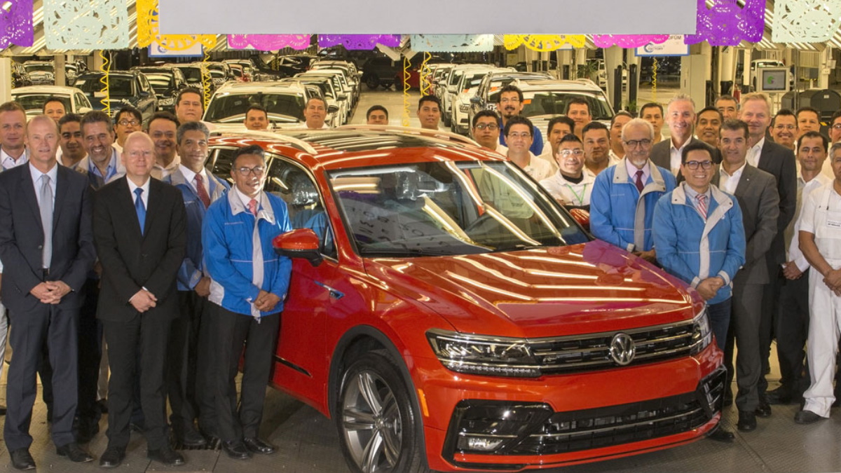 Volkswagen de México alcanza récord de 13 millones de vehículos producidos en planta de Puebla