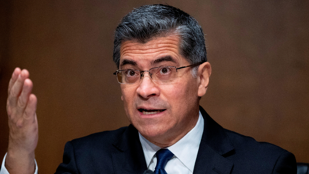 El Senado de EE.UU. confirma por primera vez a un latino como secretario de Salud