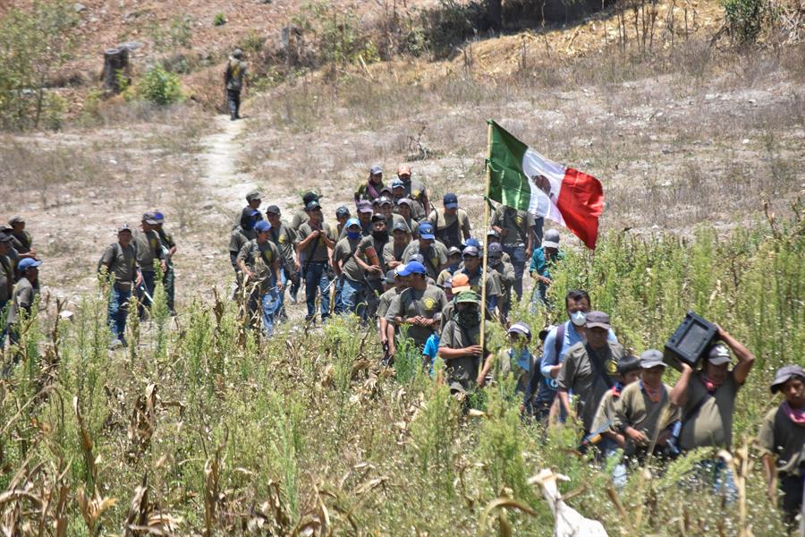 Integran a 30 niños de entre 6 y 11 años a Policía comunitaria en Guerrero - 72d16e633a34764916b42e423f41e7842a39001dw