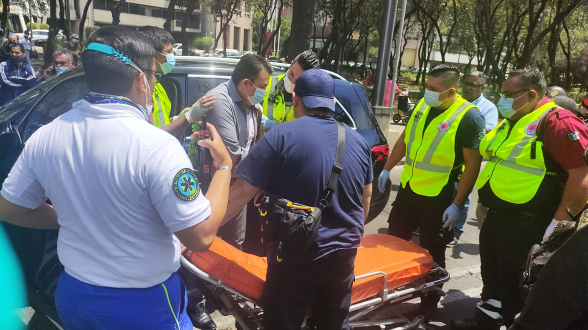 Disparan a abogado sobre Paseo de la Reforma; resultó herido en el hombro