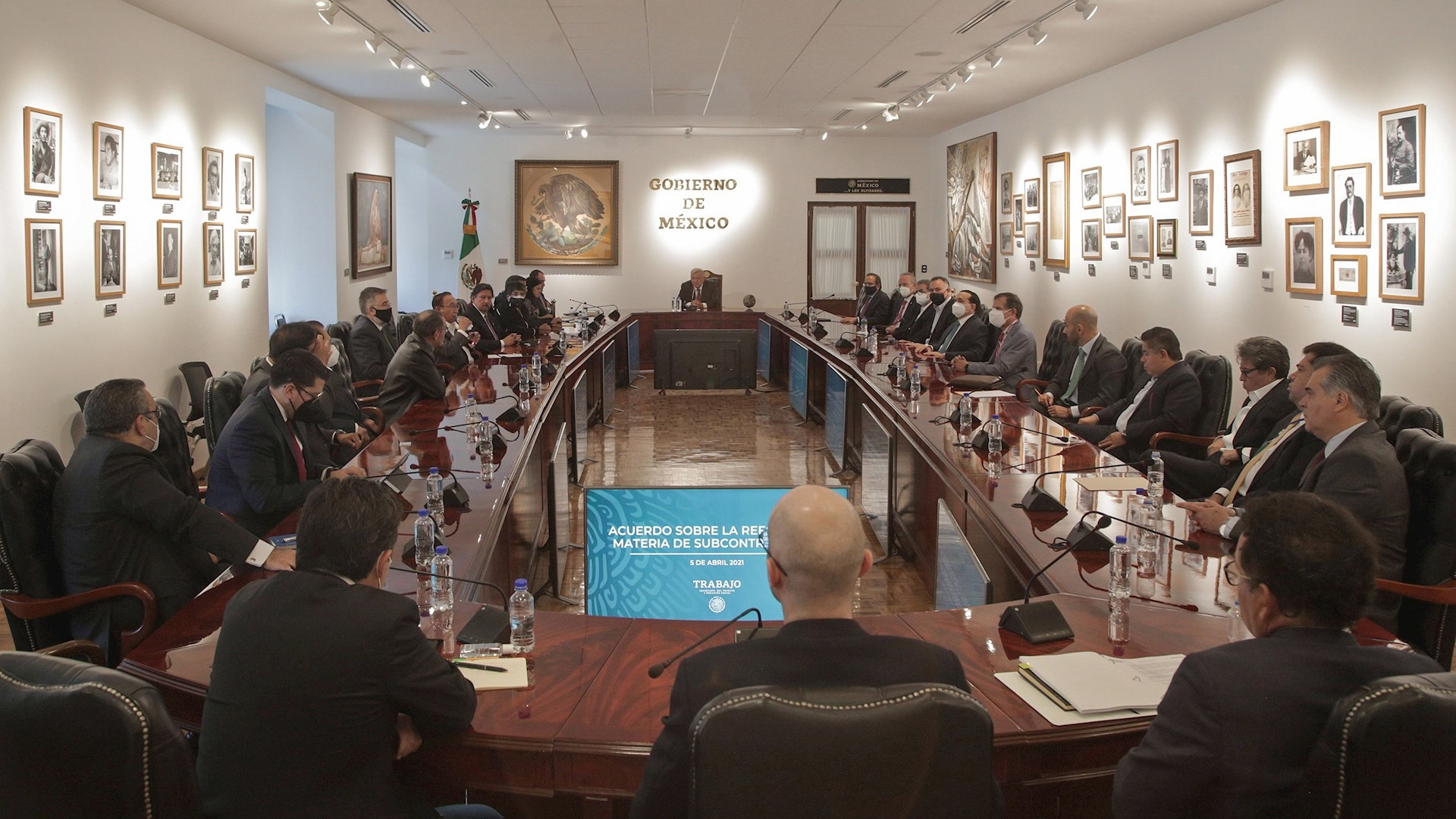 Gobierno de México y sectores empresarial y laboral alcanzan acuerdo sobre subcontratación Gobierno de México y sectores empresarial y laboral alcanzan acuerdo sobre subcontratación