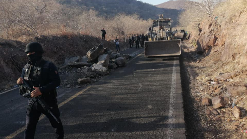 López Obrador debe visitar Aguililla en honor a su palabra: párroco Gilberto Vergara López Obrador debe visitar Aguililla en honor a su palabra: párroco Gilberto Vergara