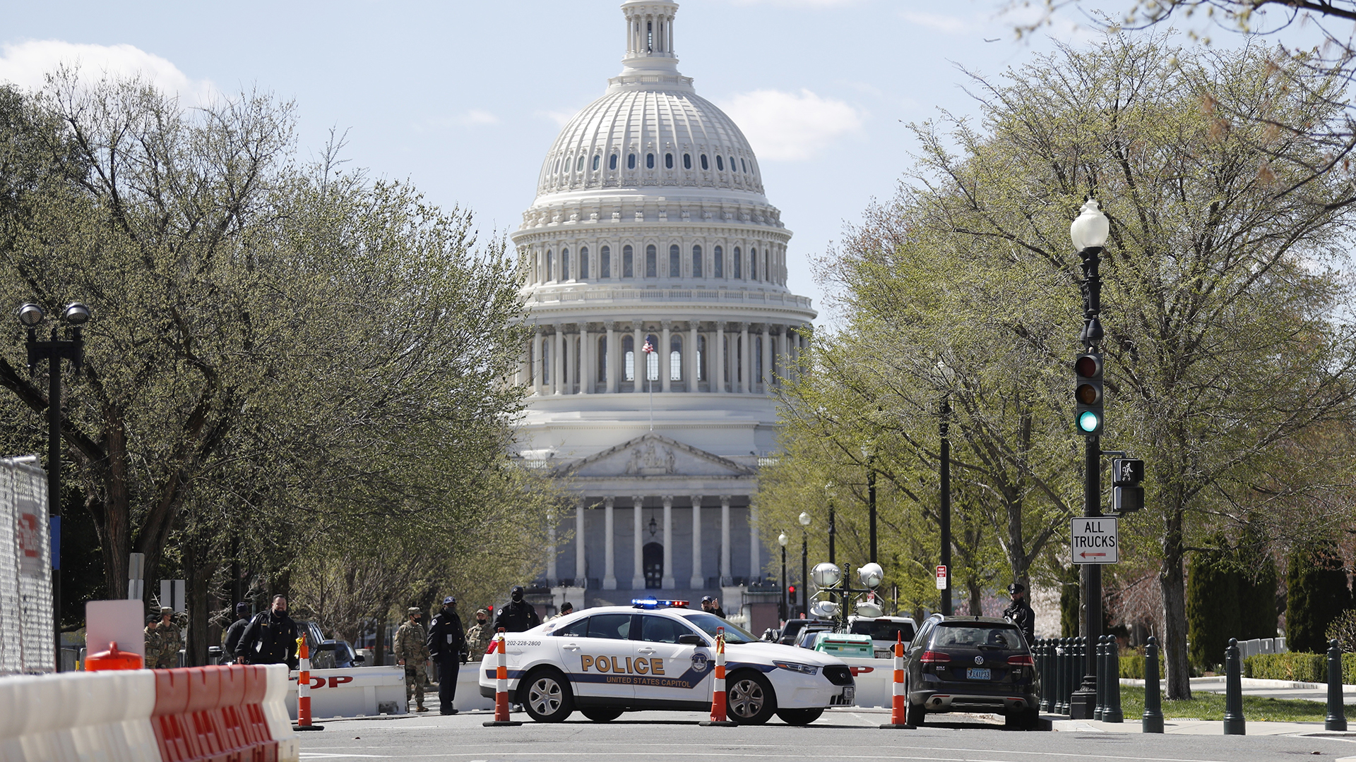 Murió uno de los dos policías atropellados afuera del Capitolio