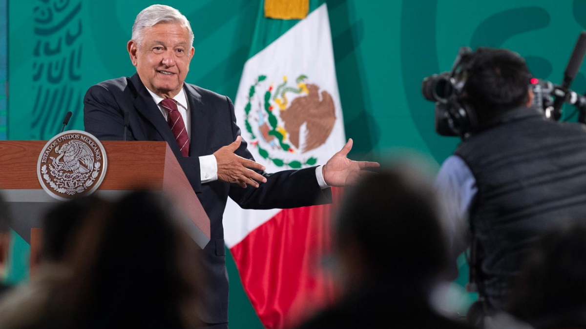 Asegura López Obrador que su gobierno no realizará montajes