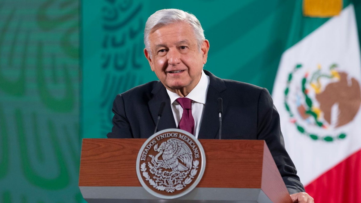 Suprema Corte confirma suspensiones que permiten a INE, Banxico y Cofece cobrar más que López Obrador