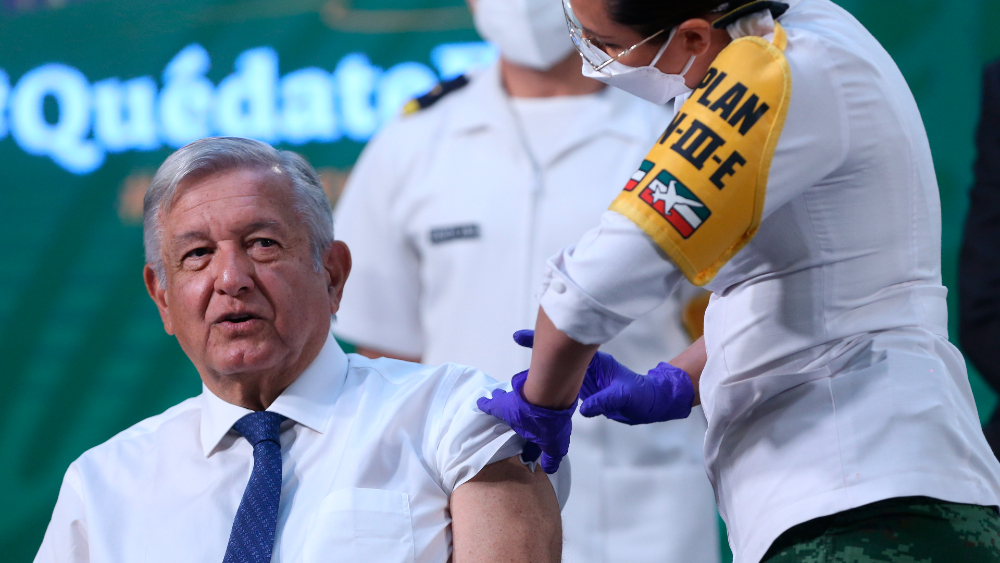El presidente López Obrador recibe primera dosis de vacuna contra COVID-19 El presidente López Obrador recibe primera dosis de vacuna contra COVID-19