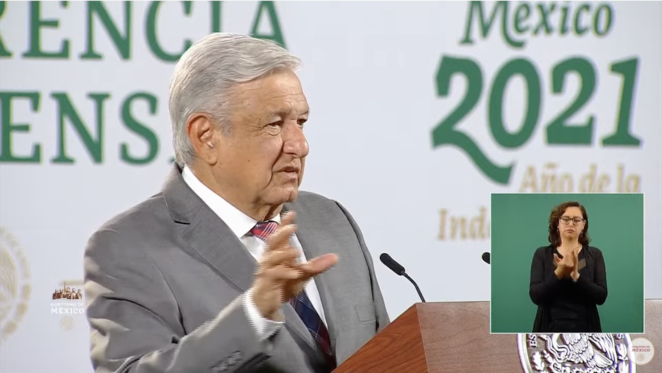 “Falso que no se haya vacunado a médicos del sector privado”: AMLO; Conferencia (26-04-2021)