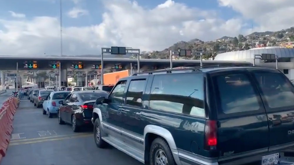 Vacacionistas saturan la México-Cuernavaca en Jueves Santo