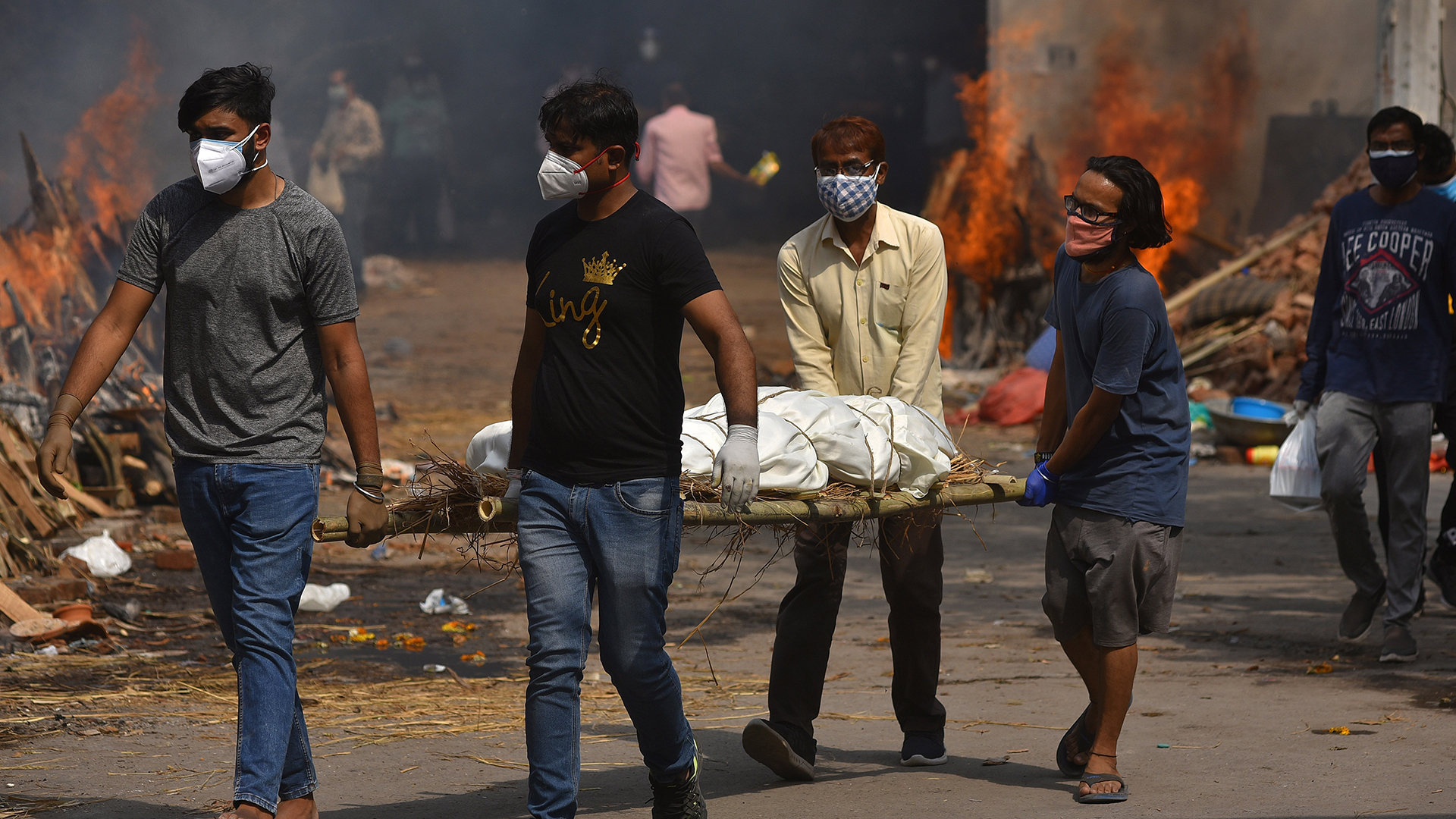 Estados Unidos restringirá viajes procedentes de India por crisis de COVID-19