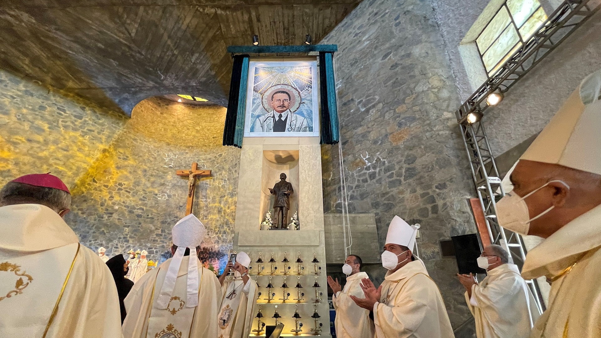Beatificado el doctor José Gregorio en Venezuela entre peticiones del fin de la pandemia