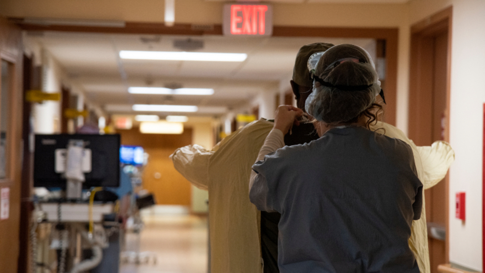 Nuevas variantes disparan casos de COVID-19 en Estados Unidos