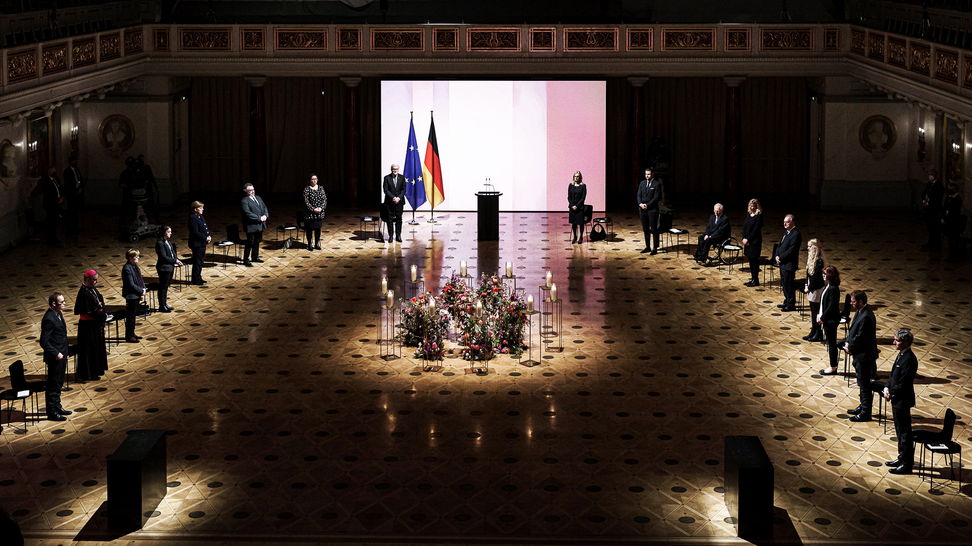 Alemania recuerda a casi 80 mil muertos por COVID-19, mientras anuncia más restricciones