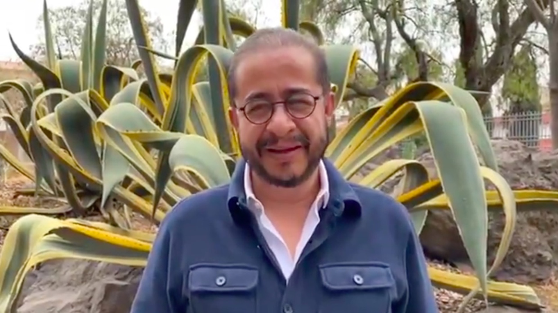 Dirigente del PES asegura que no tiene nada que ocultar tras viaje