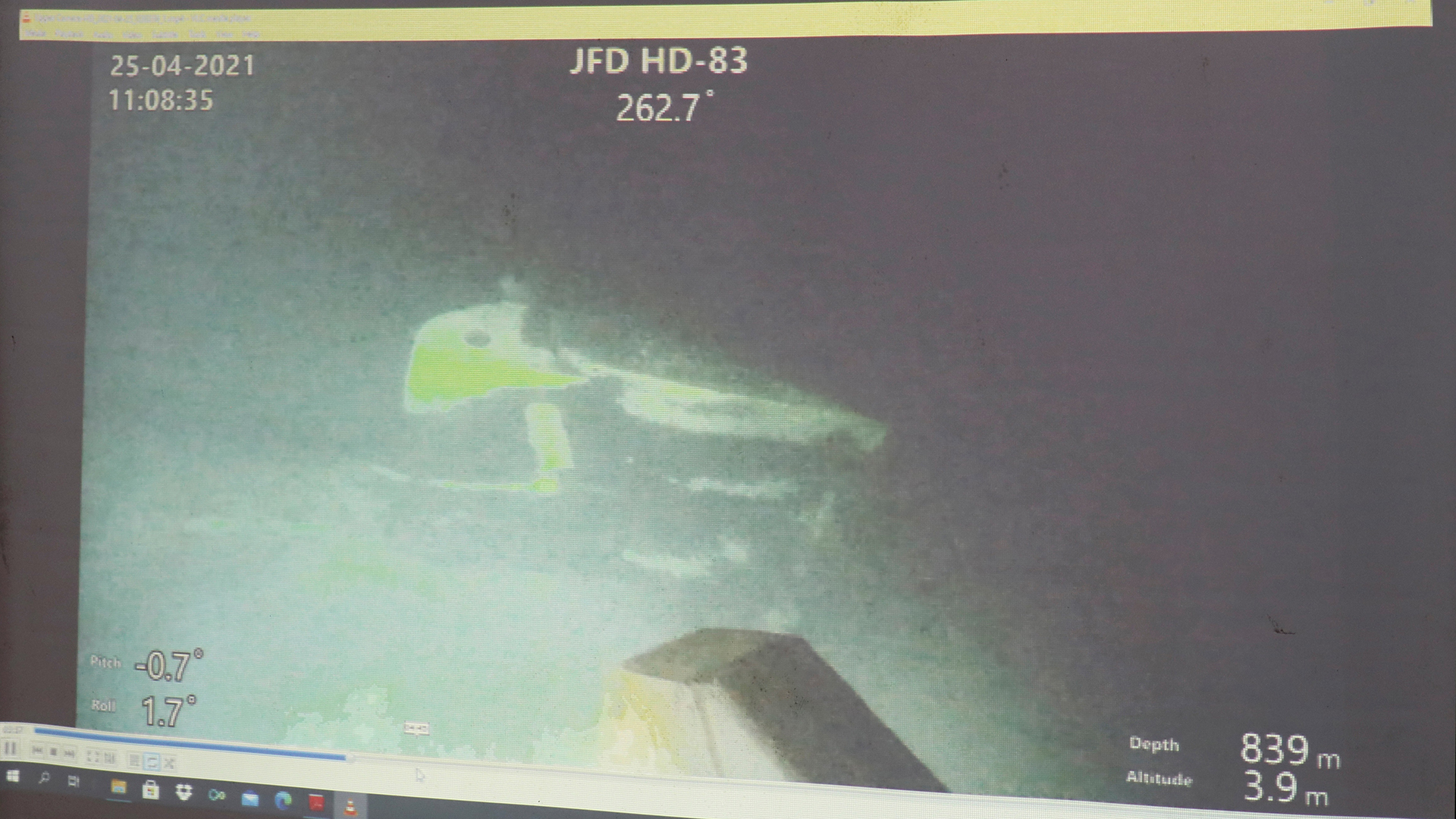 Indonesia localiza submarino desaparecido y da por muertos a los tripulantes - imagenes-del-submarino-desaparecido-hundido-a-mas-de-800-metros-de-profundidad