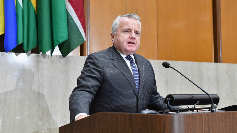 Kremlin convoca a embajador de EE.UU. para comunicarle respuesta a sanciones