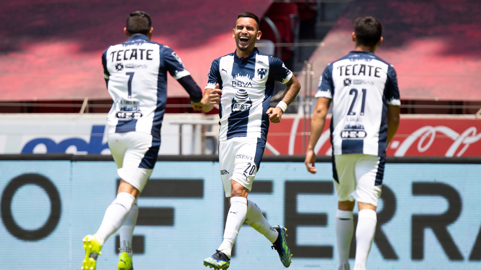 Rayados de Monterrey derrotan a Toluca e hilan segunda victoria consecutiva - jugadores-del-monterrey-durante-partido-contra-toluca