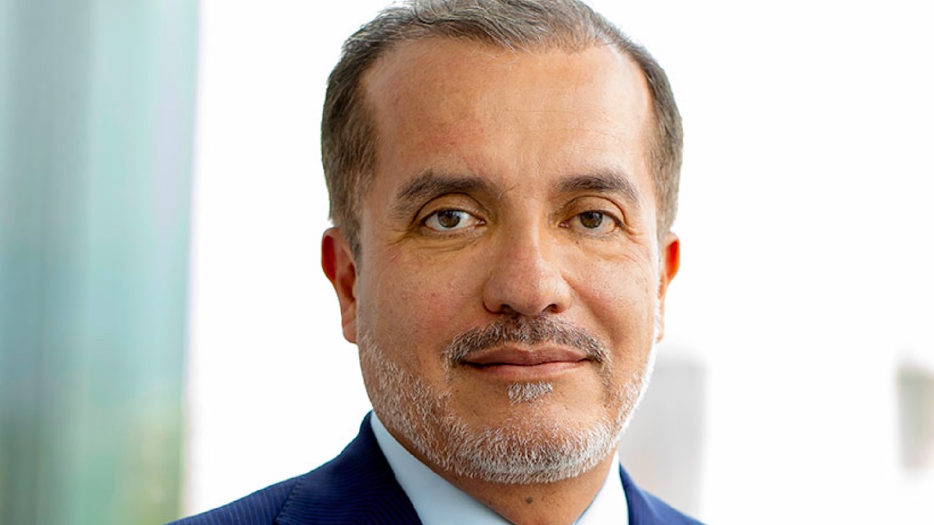 Ve Luis Carlos Ugalde un presidente ‘más envalentonado, confrontativo, disperso y polarizante’