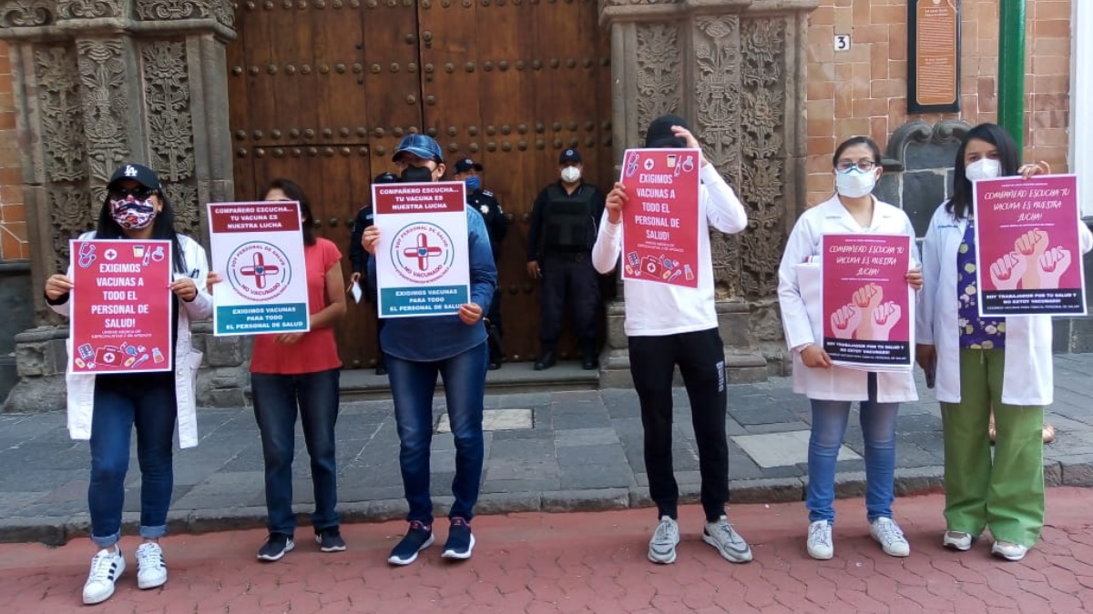 Médicos privados exigen al Gobierno de México recibir vacuna contra COVID-19 Médicos privados exigen al Gobierno de México recibir vacuna contra COVID-19