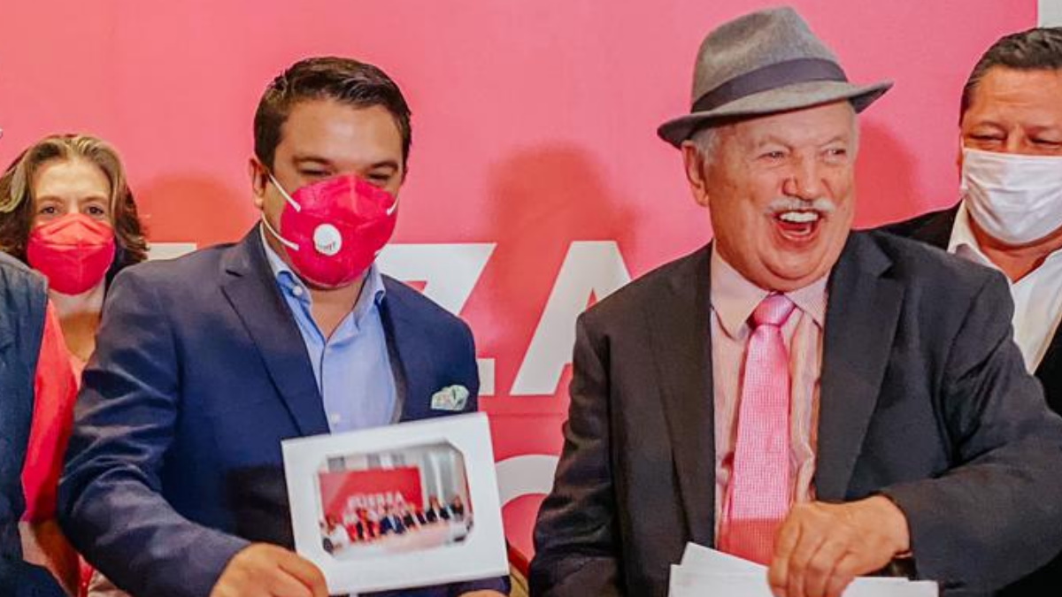 Iglesia se deslinda de actos políticos del exobispo Onésimo Cepeda; advierte que candidatura a diputación es incompatible con Derecho Canónico