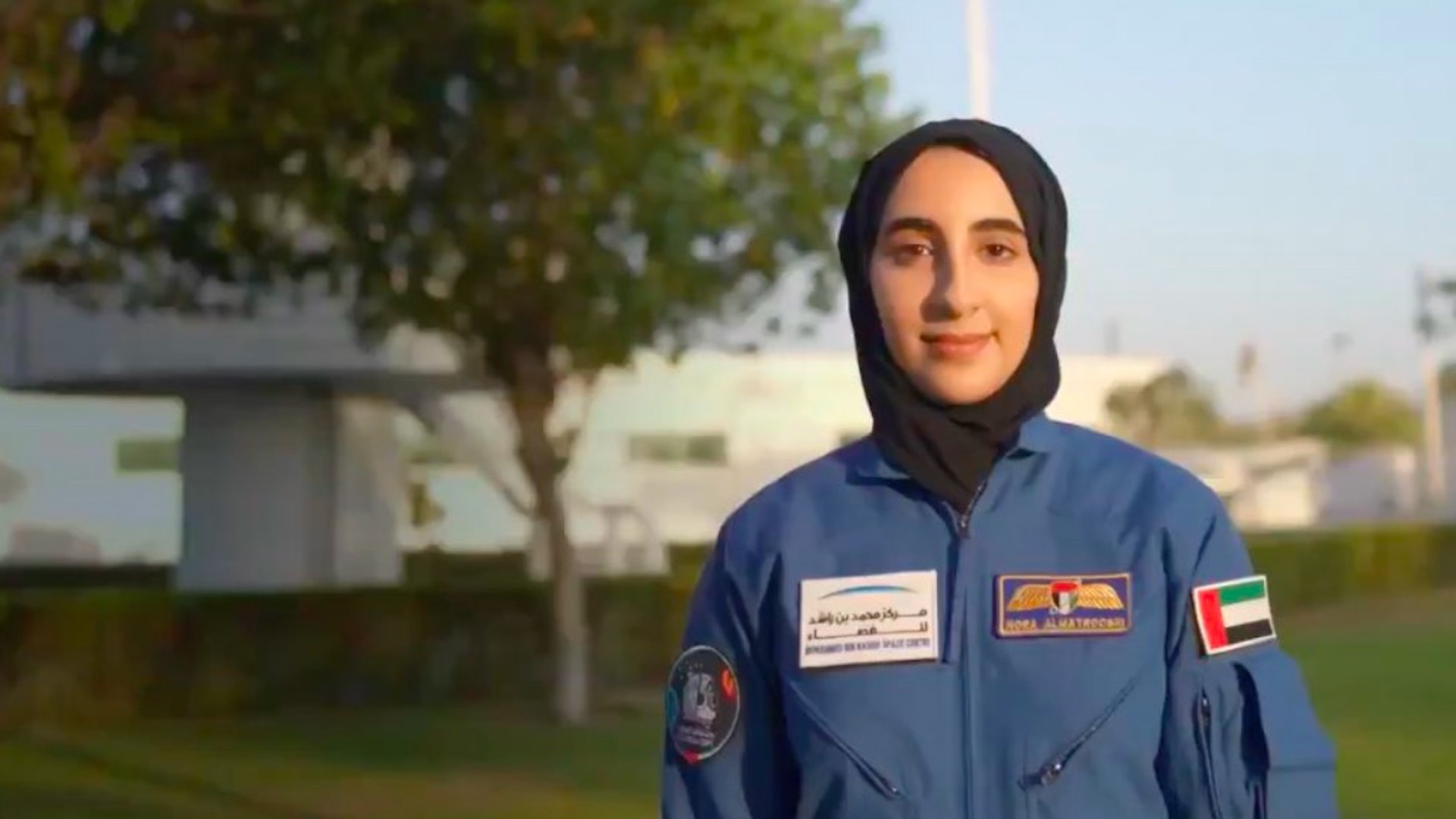 Noura al Matrooshi se convierte en la primera mujer árabe astronauta Noura al Matrooshi se convierte en la primera mujer árabe astronauta